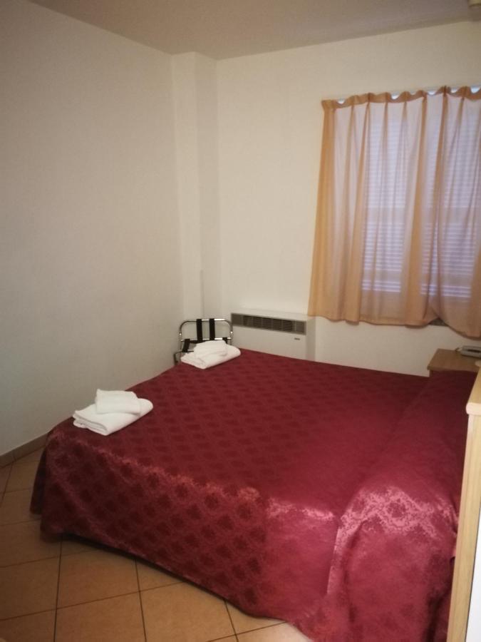 Albergo Della Stazione Cairo Montenotte Δωμάτιο φωτογραφία