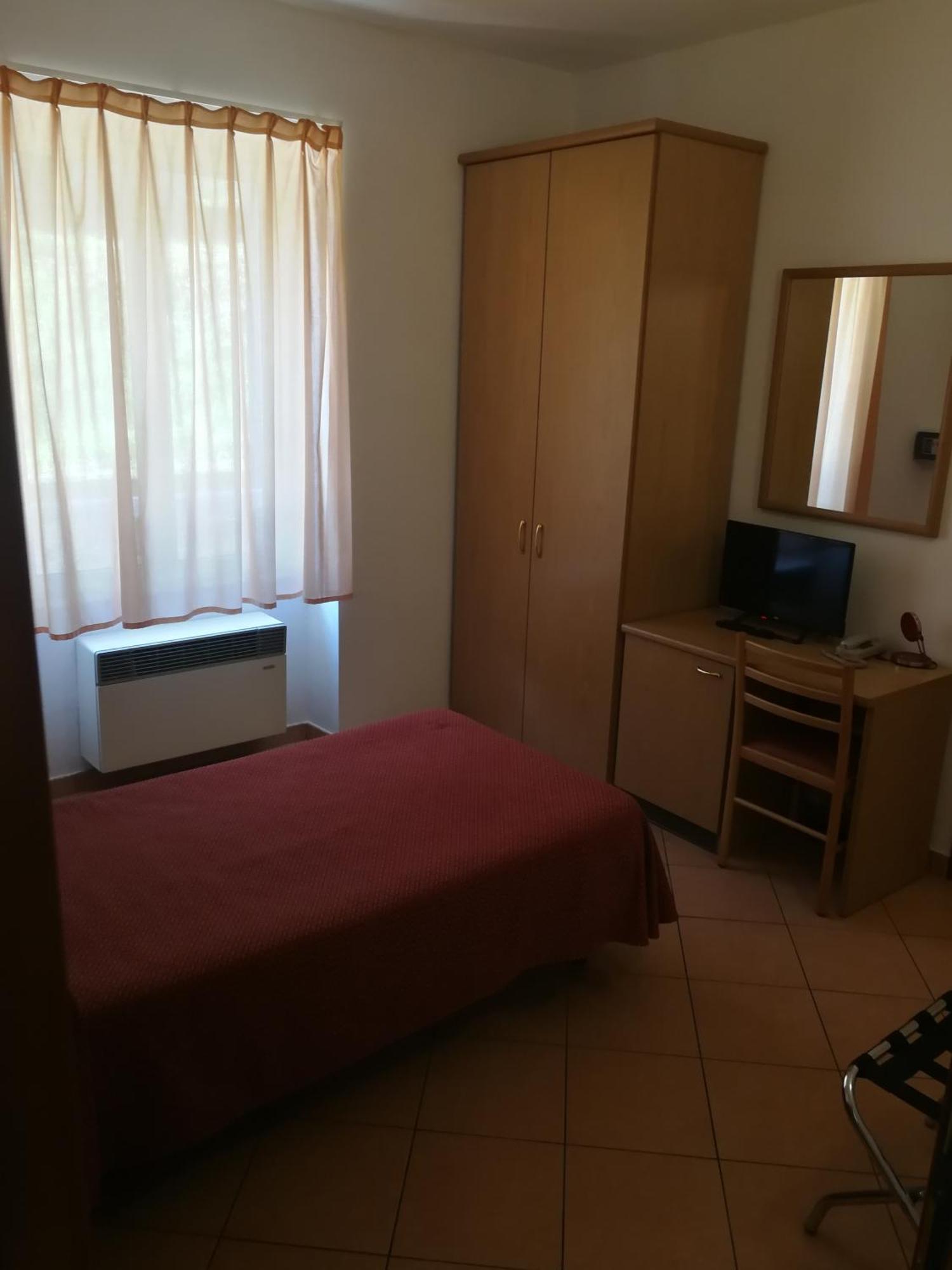 Albergo Della Stazione Cairo Montenotte Δωμάτιο φωτογραφία
